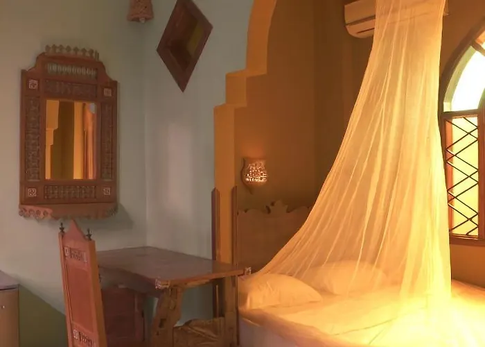 Alf Leila Boutique 3*