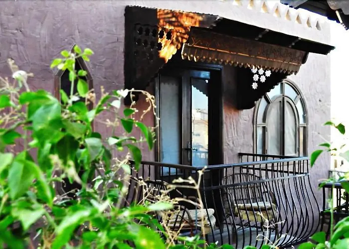 Alf Leila Boutique