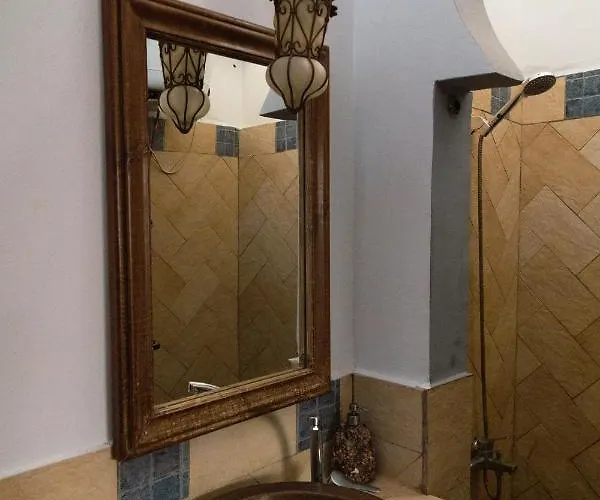 Alf Leila Boutique Gasthof 3*