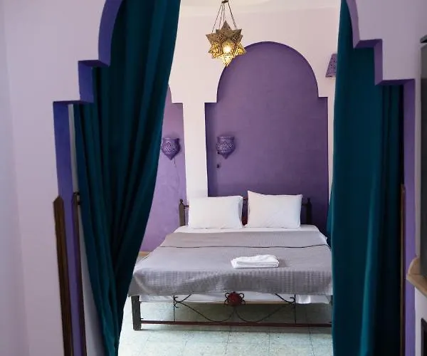 Alf Leila Boutique
